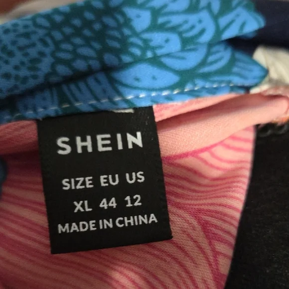 SHEIN Navy Floral Mock Neck Short-Sleeve Top with Orange, Yellow, Pink & Green - Picture 2 of 3